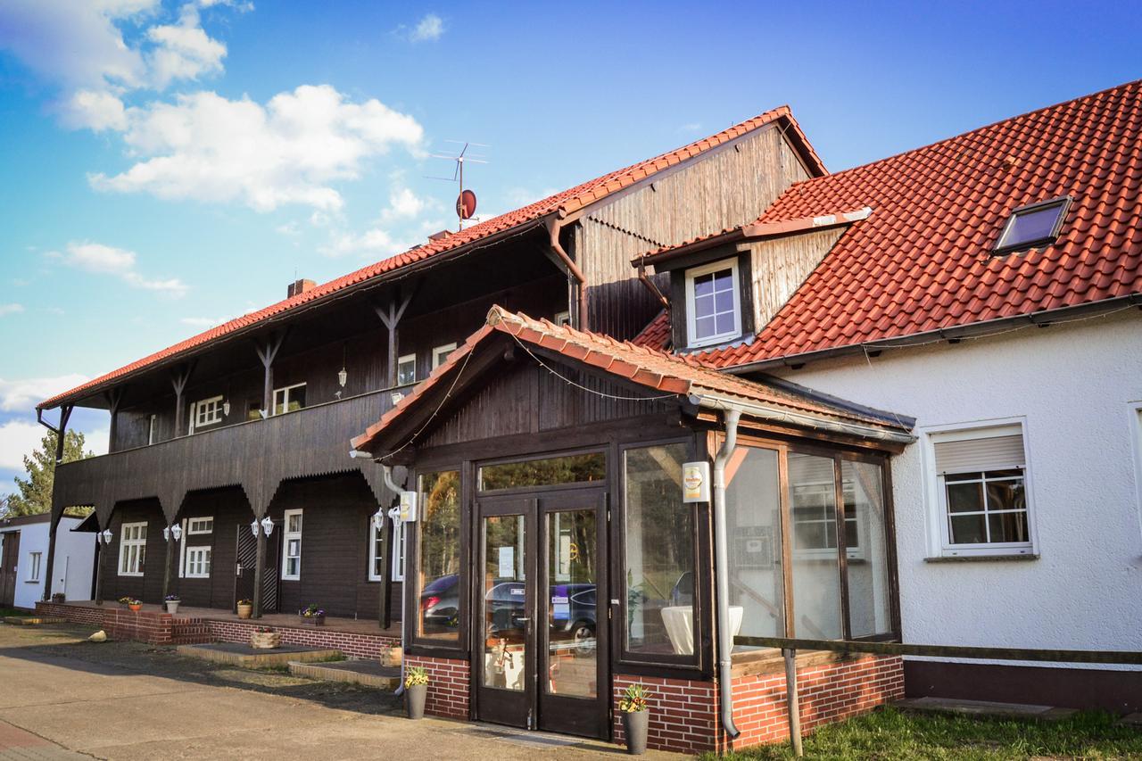 Hotel Am Wald - Jessen Bagian luar foto